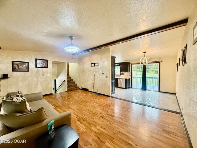 3336 S Sergeant Avenue, Joplin, MO 64804