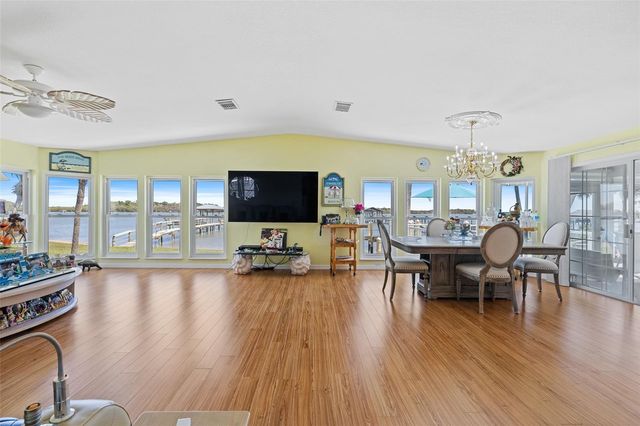 349 MARSH LANDING LOOP, Oak Hill, FL 32759