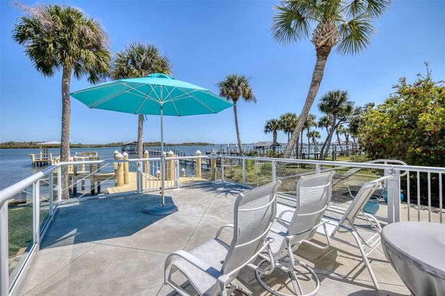 349 MARSH LANDING LOOP, Oak Hill, FL 32759