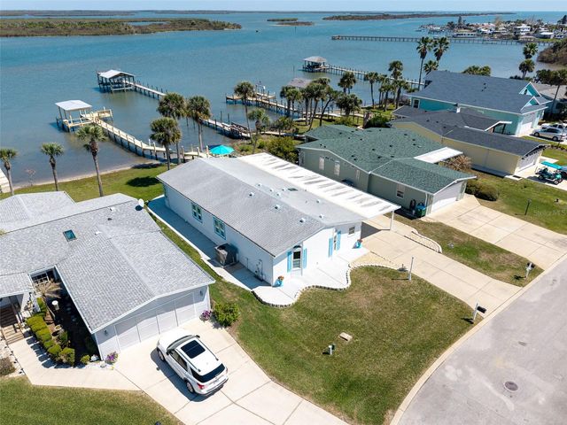 349 MARSH LANDING LOOP, Oak Hill, FL 32759