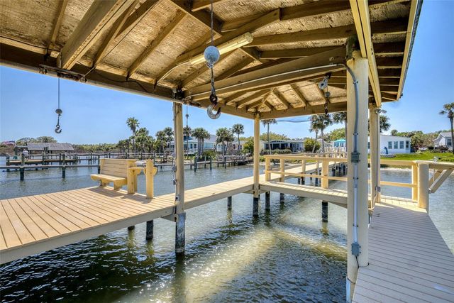 349 MARSH LANDING LOOP, Oak Hill, FL 32759