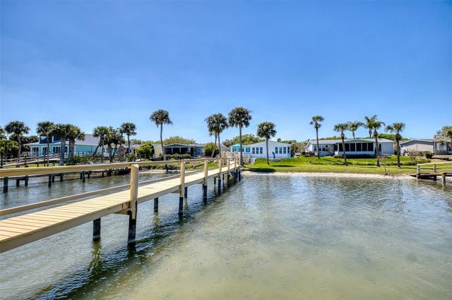 349 MARSH LANDING LOOP, Oak Hill, FL 32759