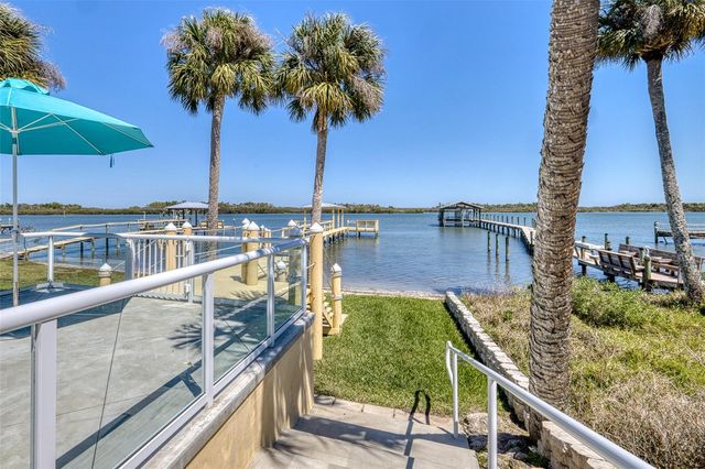 349 MARSH LANDING LOOP, Oak Hill, FL 32759