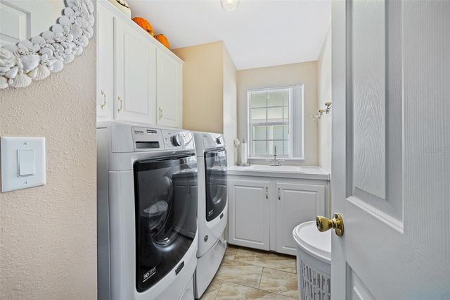 349 MARSH LANDING LOOP, Oak Hill, FL 32759