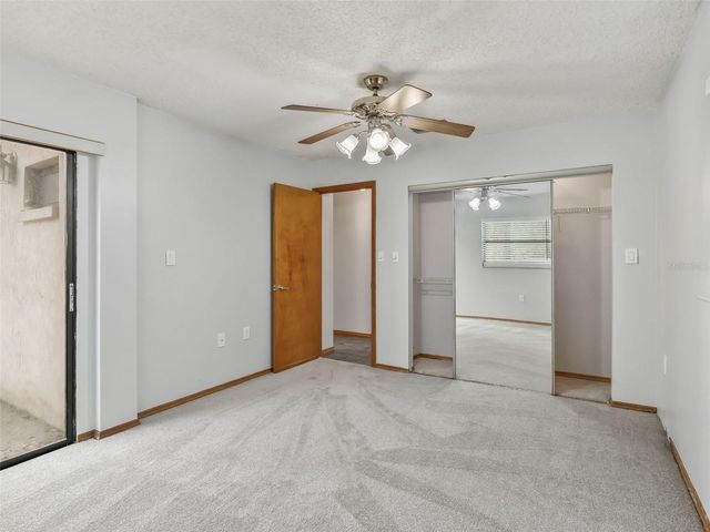 11398 CR 682, Webster, FL 33597