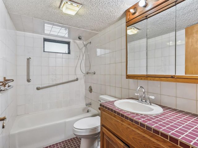 11398 CR 682, Webster, FL 33597