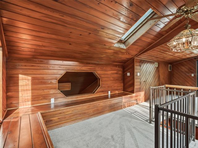 11398 CR 682, Webster, FL 33597