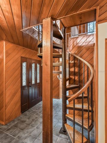 11398 CR 682, Webster, FL 33597