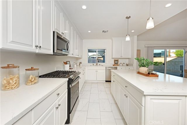 8550 Raviller Drive, Downey, CA 90240