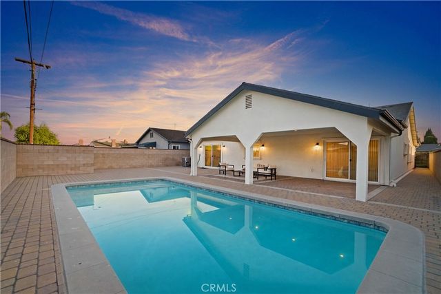 8550 Raviller Drive, Downey, CA 90240