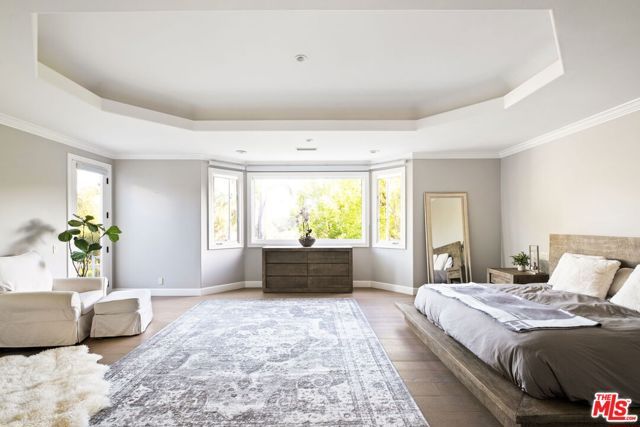 5325 Collingwood Circle, Calabasas, CA 91302
