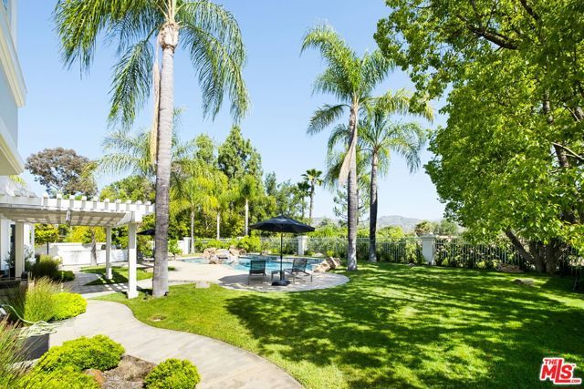 5325 Collingwood Circle, Calabasas, CA 91302