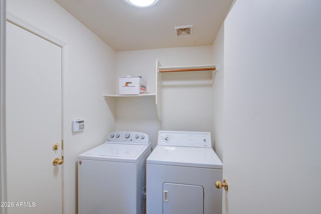 28041 N MUSCOVITE Drive, San Tan Valley, AZ 85143