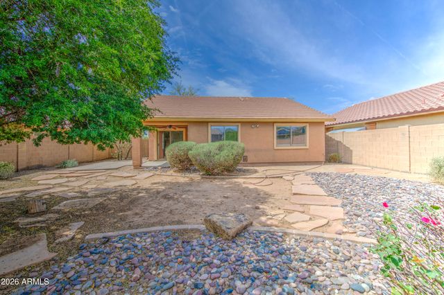 28041 N MUSCOVITE Drive, San Tan Valley, AZ 85143