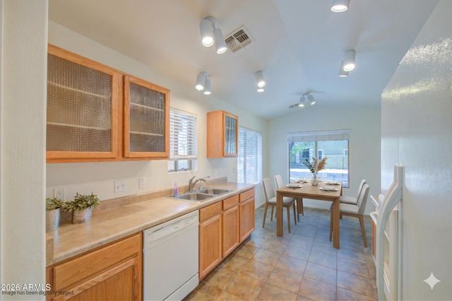 28041 N MUSCOVITE Drive, San Tan Valley, AZ 85143