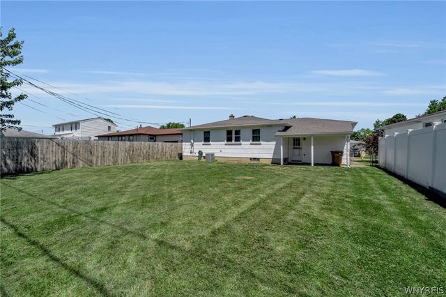 87 Knollwood Drive, Cheektowaga, NY 14227