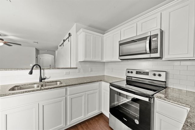 236 W Lake Avenue 238, Sherman, TX 75090