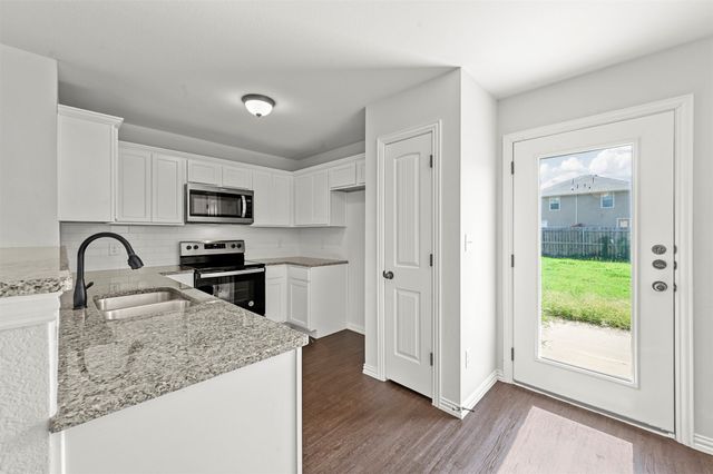 236 W Lake Avenue 238, Sherman, TX 75090