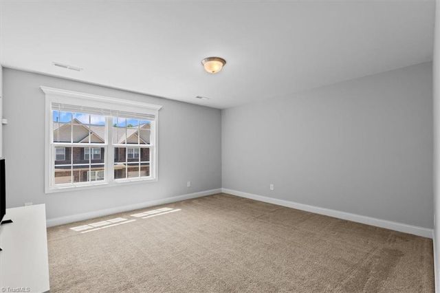 6201 Stonewick Drive, Jamestown, NC 27282