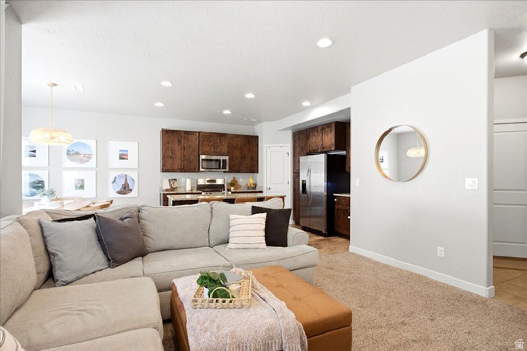 288 S 600 W, Centerville, UT 84014 — photo 5