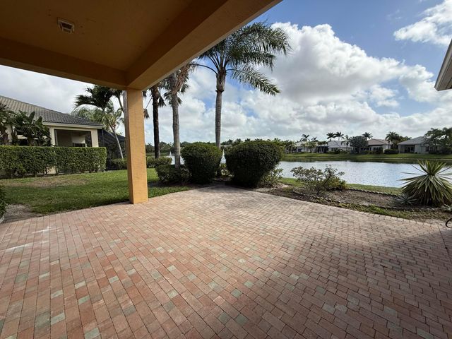 10873 Northgreen Drive, Lake Worth, FL 33449