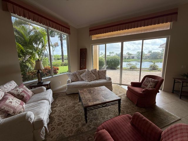 10873 Northgreen Drive, Lake Worth, FL 33449