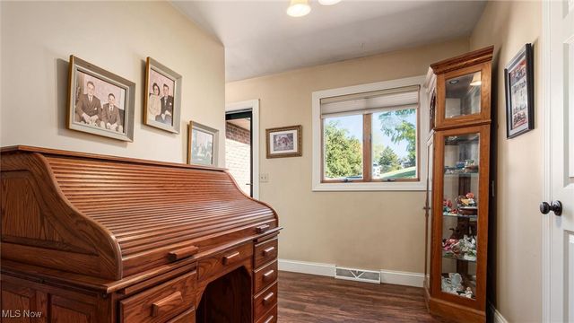 5700 Old Coopermill Road, Zanesville, OH 43701