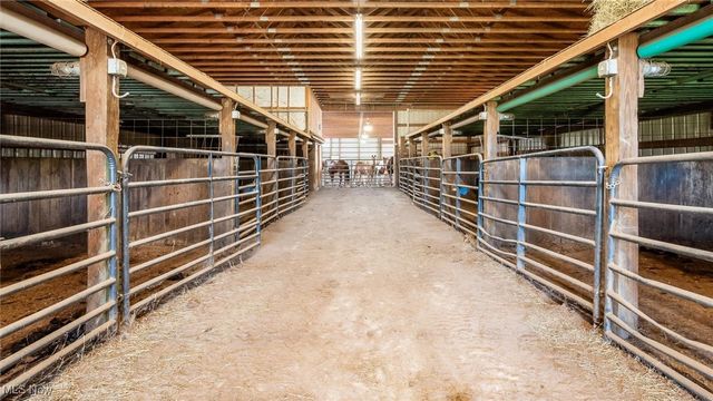 5700 Old Coopermill Road, Zanesville, OH 43701