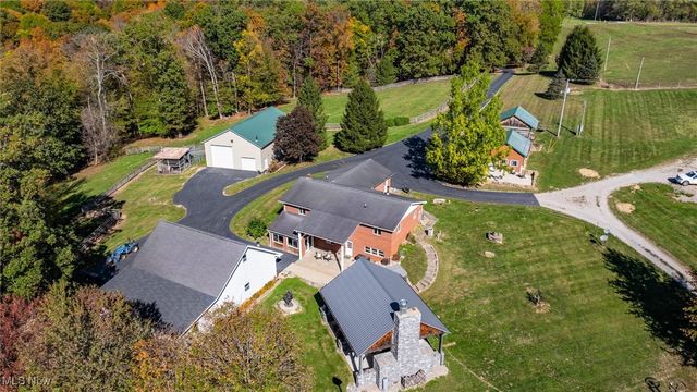 5700 Old Coopermill Road, Zanesville, OH 43701