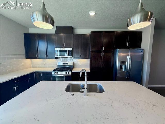 78 Cheyenne Boulevard, Colorado Springs, CO 80905