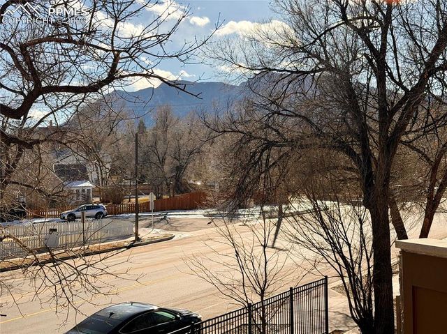 78 Cheyenne Boulevard, Colorado Springs, CO 80905