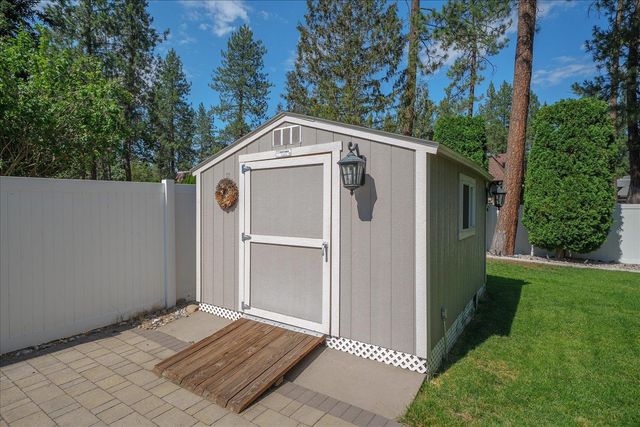 1216 W Candlewood Ct, Spokane, WA 99218