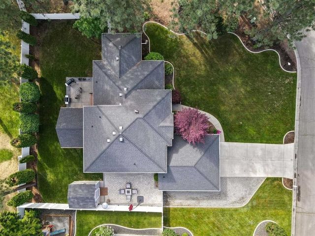 1216 W Candlewood Ct, Spokane, WA 99218
