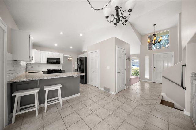 1216 W Candlewood Ct, Spokane, WA 99218