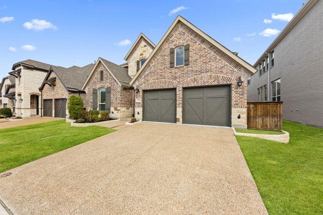 1757 Lady Bettye Drive, Carrollton, TX 75010