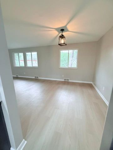 3929 Cape Cod Dr, Plum Boro, PA 15239
