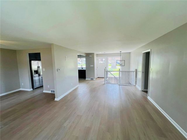 3929 Cape Cod Dr, Plum Boro, PA 15239