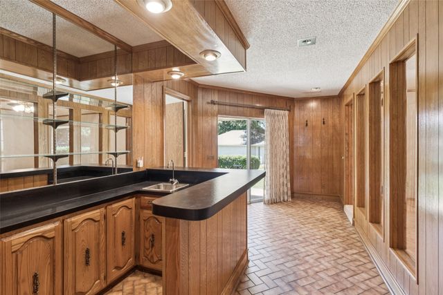 9204 Heatherdale Drive, Dallas, TX 75243