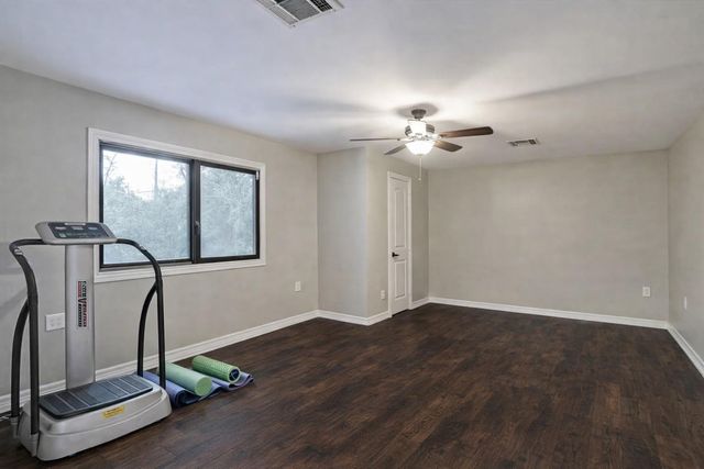 4315 Breakwood Drive, Houston, TX 77096