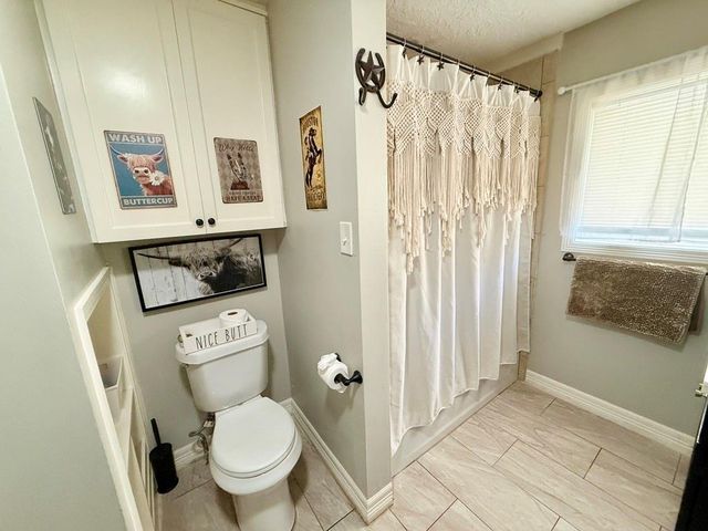 4315 Breakwood Drive, Houston, TX 77096
