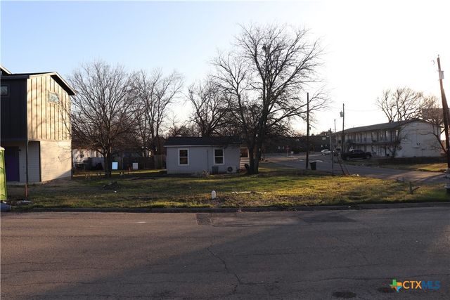 1012 York Avenue, Killeen, TX 76541