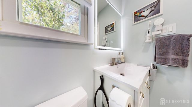 103 River Street, Monroe, NJ 08831