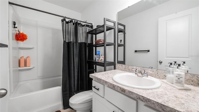 8720 SPORTSMAN LOOP, Groveland, FL 34736