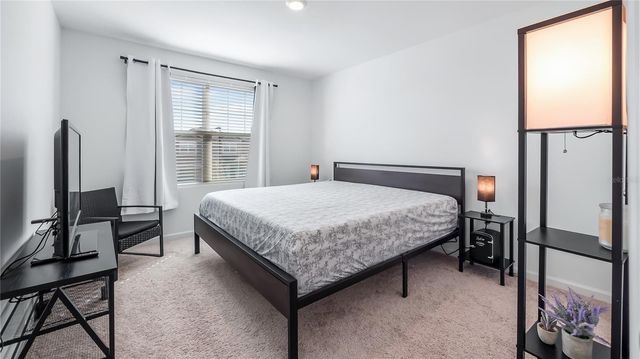 8720 SPORTSMAN LOOP, Groveland, FL 34736