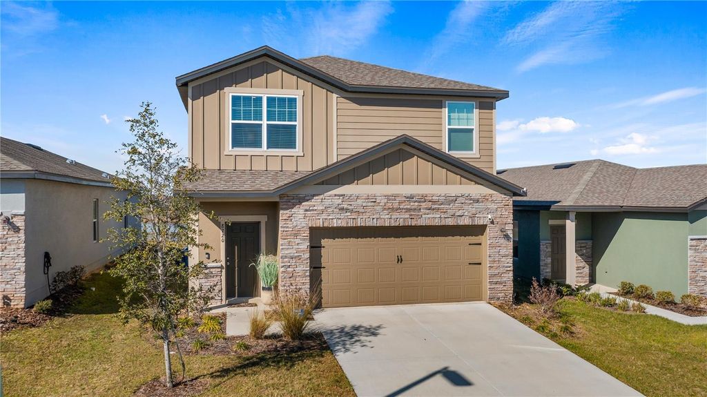 8720 SPORTSMAN LOOP, Groveland, FL 34736