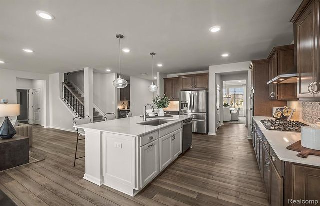 59596 Schuss Gully Drive, New Hudson, MI 48165