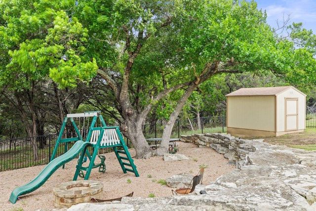 272 Whitney Woods CIR, Georgetown, TX 78633