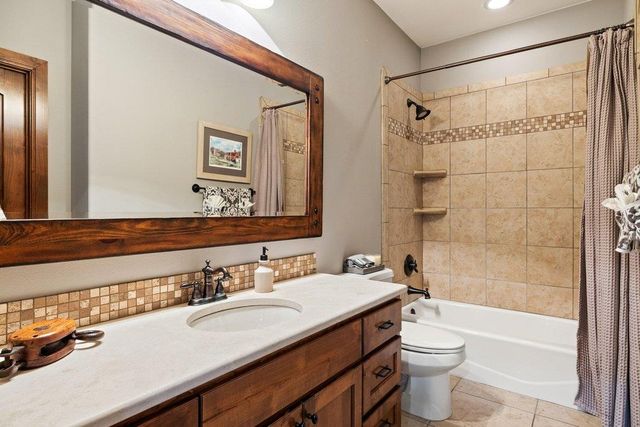 272 Whitney Woods CIR, Georgetown, TX 78633