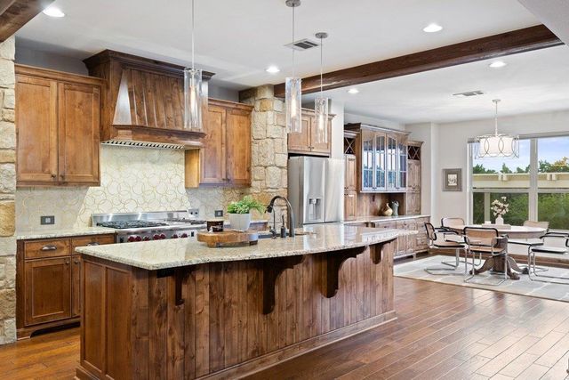 272 Whitney Woods CIR, Georgetown, TX 78633