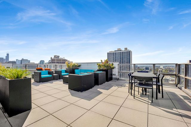 1555 N Dearborn Parkway 8c, Chicago, IL 60610